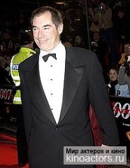   / Timothy Dalton